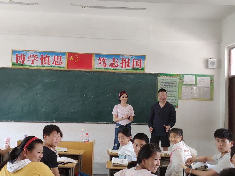 进班级.jpg