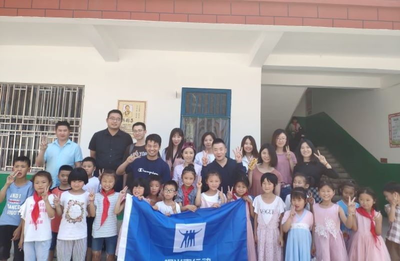 南关小学合照.jpg
